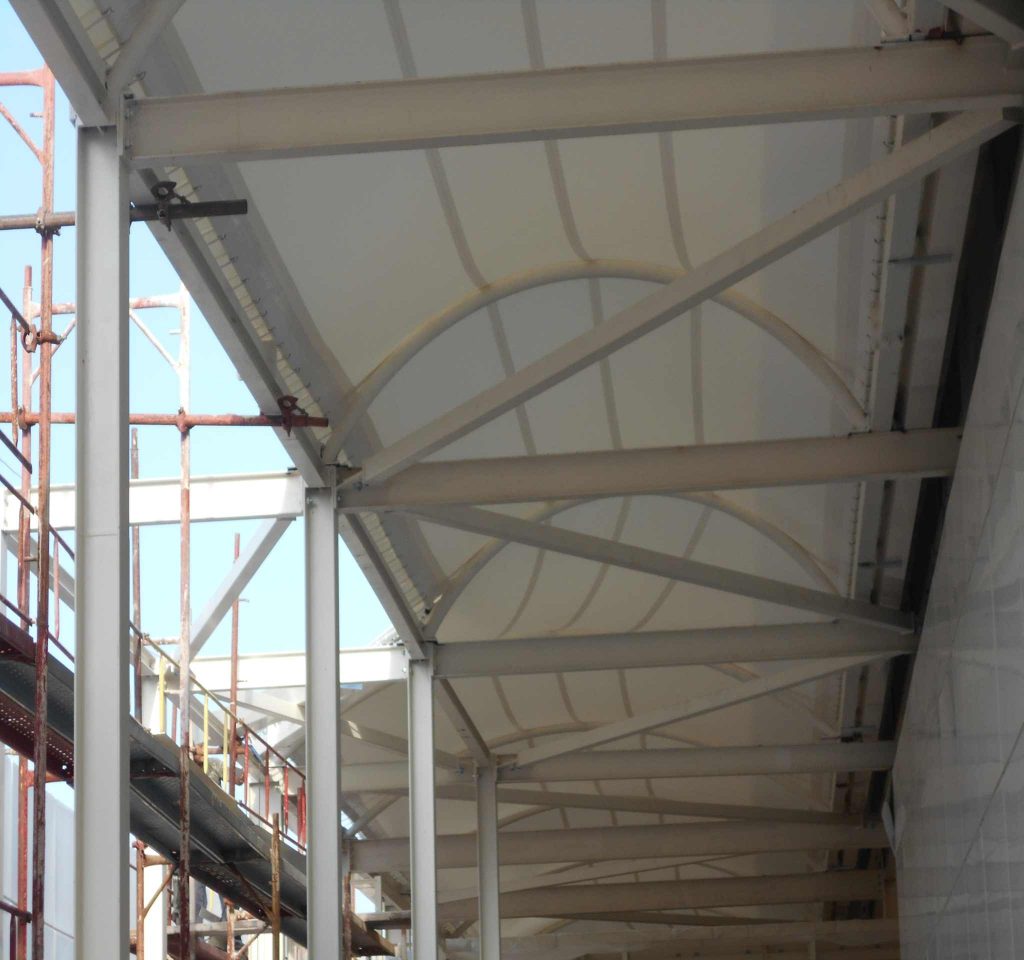 ΠΡΟΕΝΤΕΤΑΜΕΝΗ ΤΕΝΤΑ LEROY MERLIN