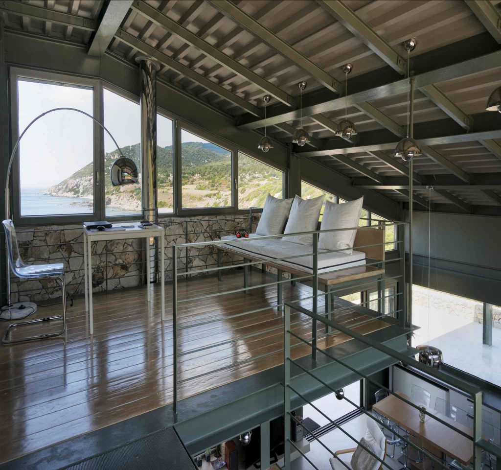 ΚΑΤΟΙΚΙΑ ΛΕΣΒΟΣ