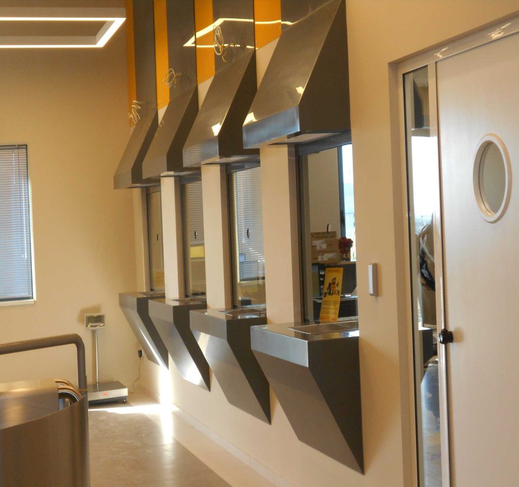 DHL-TRAINING ROOM & FINGER